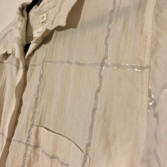 Subtle plaid button down - Picture 2 of 4